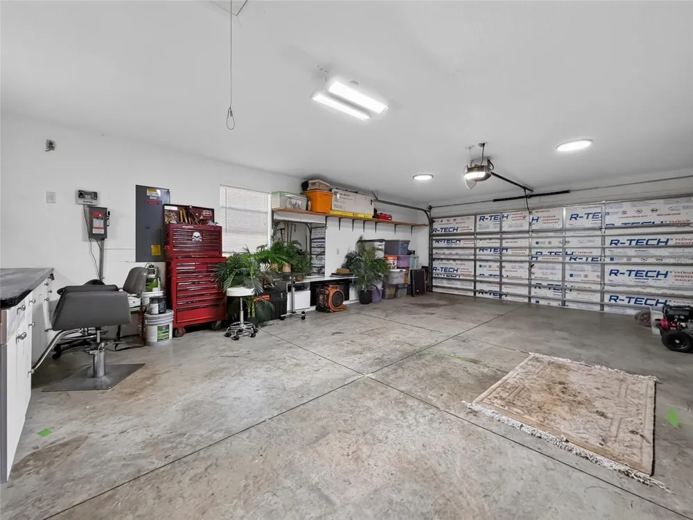370 CARRIAGE LANE Lady Lake, FL 32159