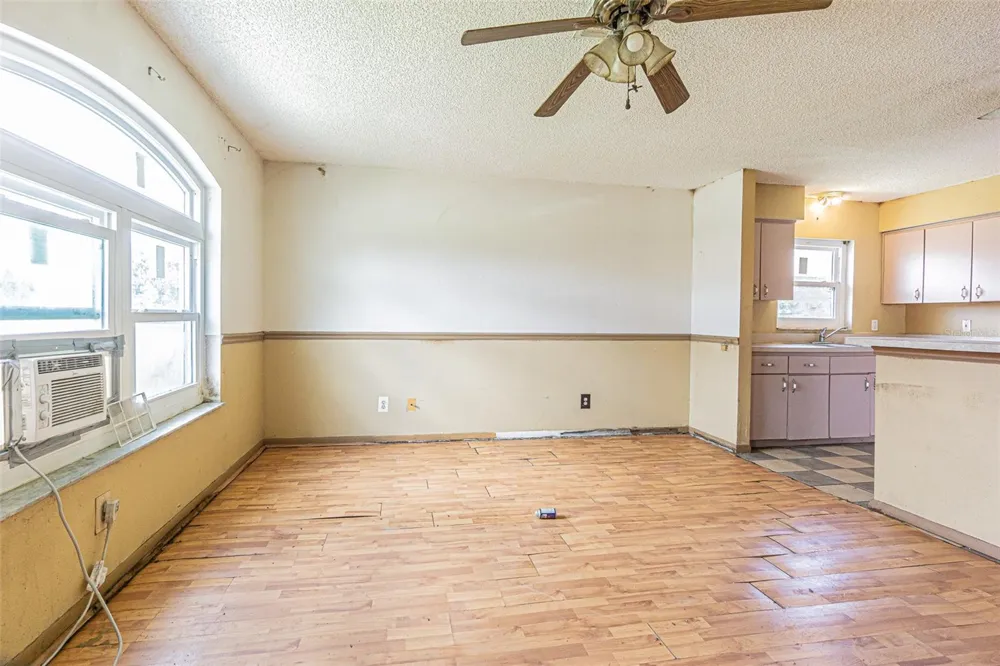 5512 20TH STREET Zephyrhills, FL 33542