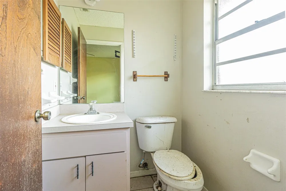 5512 20TH STREET Zephyrhills, FL 33542