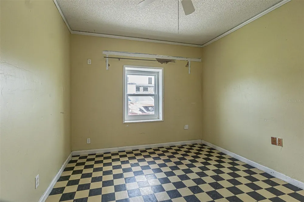 5512 20TH STREET Zephyrhills, FL 33542