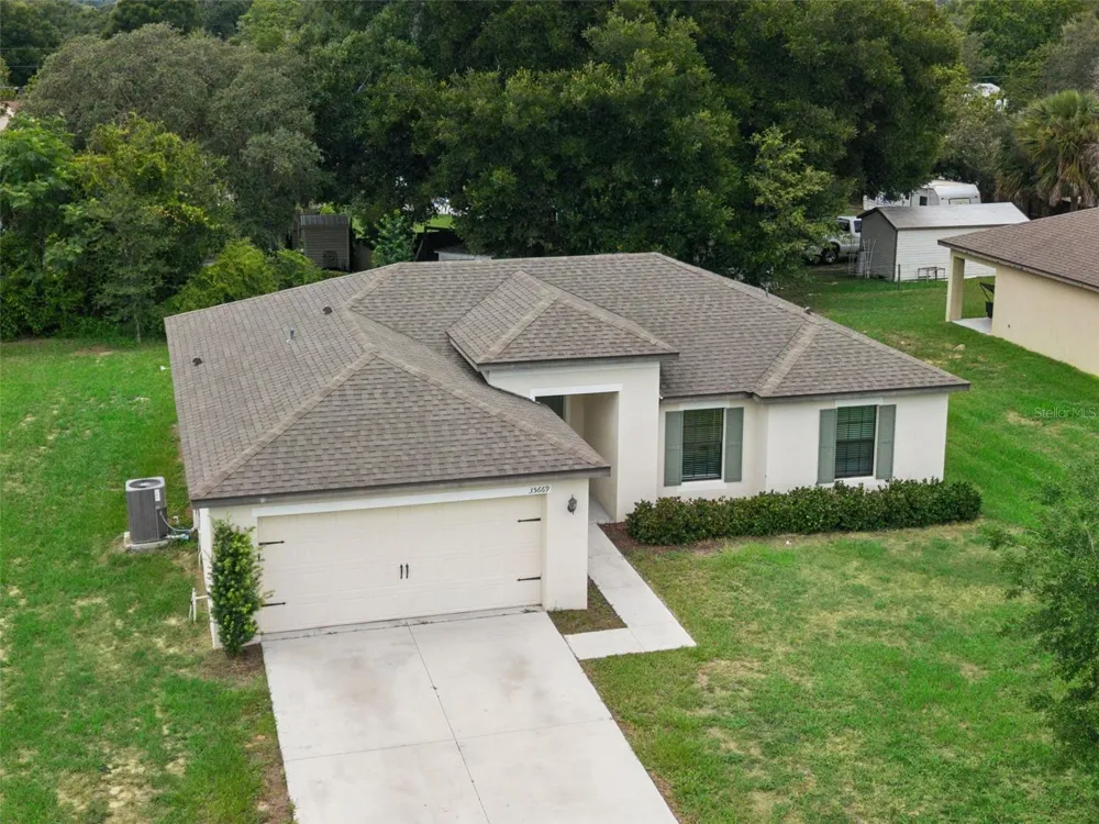 35669 ROSE MOSS AVENUE Leesburg, FL 34788