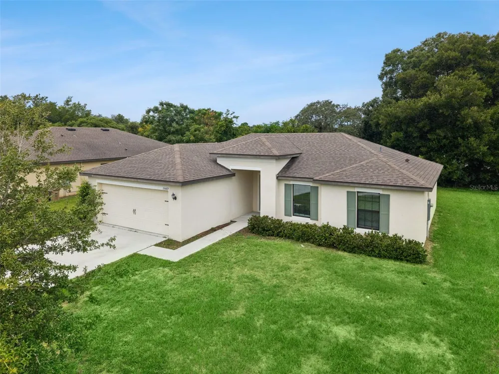 35669 ROSE MOSS AVENUE Leesburg, FL 34788