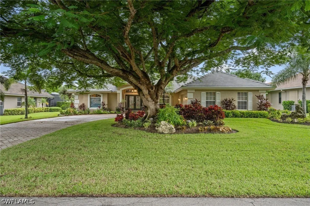 Del Lago Way Bonita Springs, FL 34135