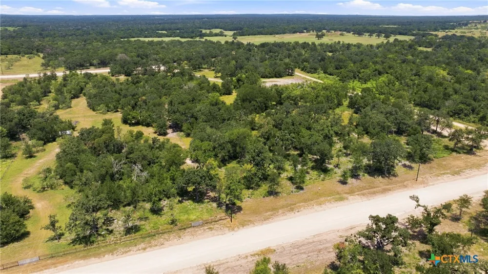 408 Cresent Bend Cameron, TX 76520