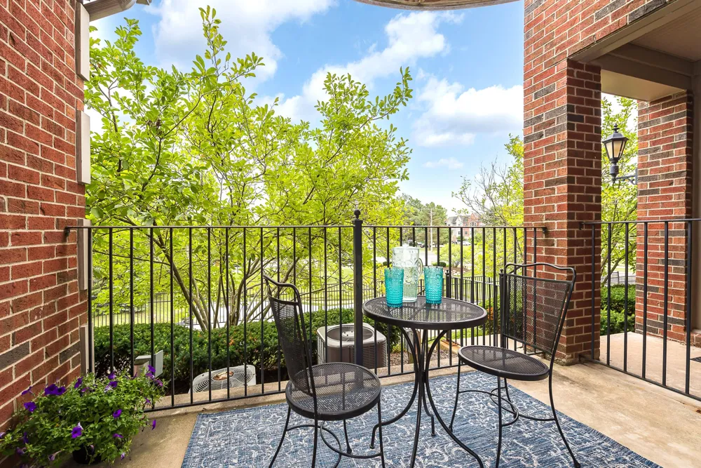 120 W Oakbrook Drive Ann Arbor, MI 48103