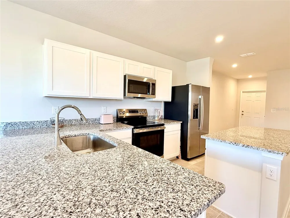 1188 PORT BLUE WAY Lady Lake, FL 32159