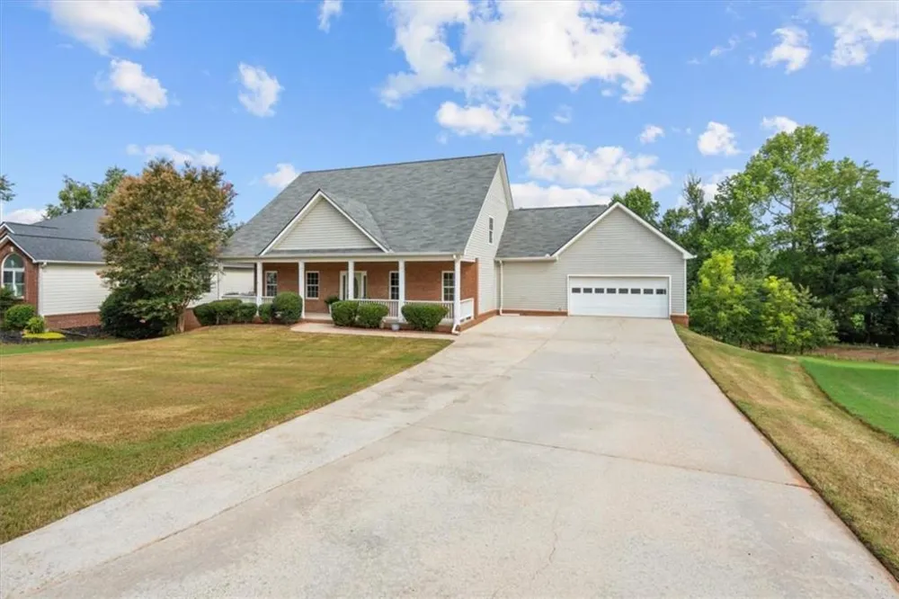 120 Camilla Drive Carrollton, GA 30116