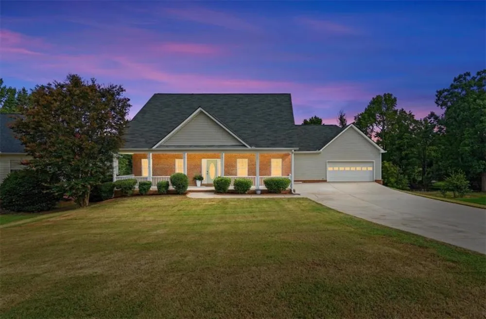 120 Camilla Drive Carrollton, GA 30116