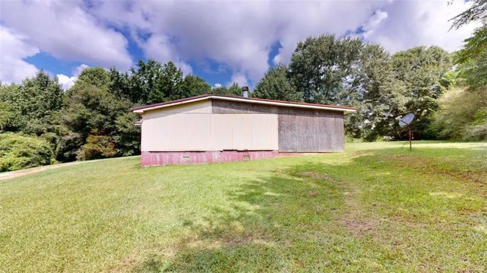 93727 Highway 9 Lineville, AL 36266