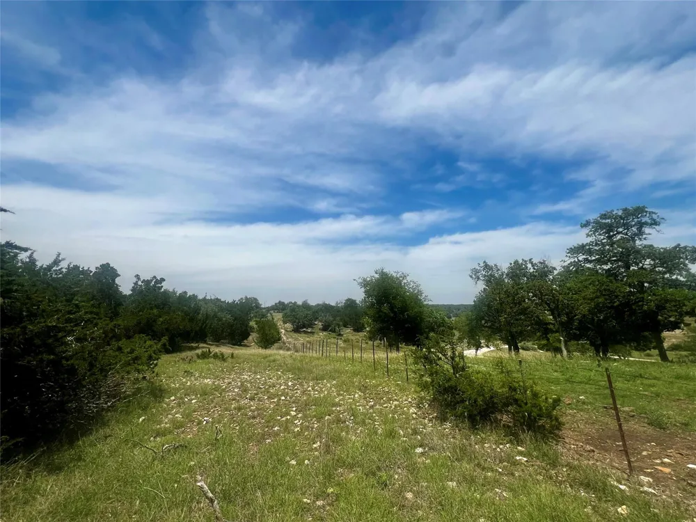 96 Coyote Run Fredericksburg, TX 78624