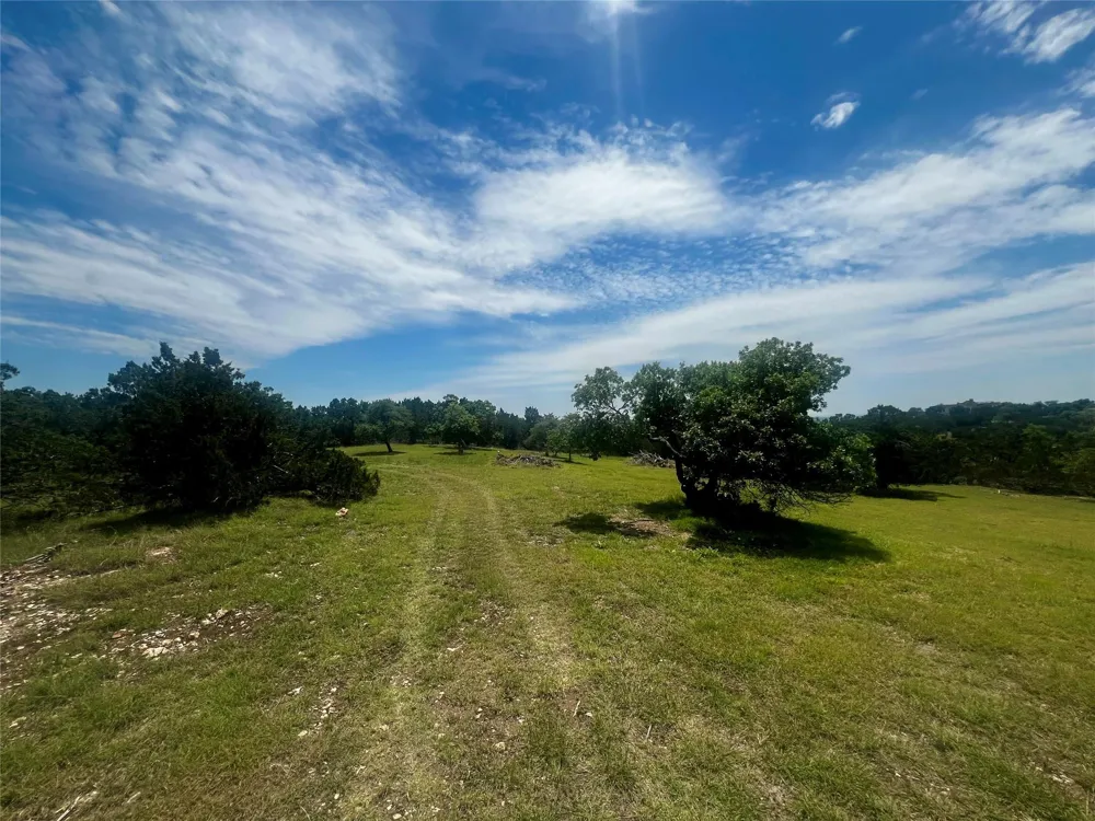 96 Coyote Run Fredericksburg, TX 78624