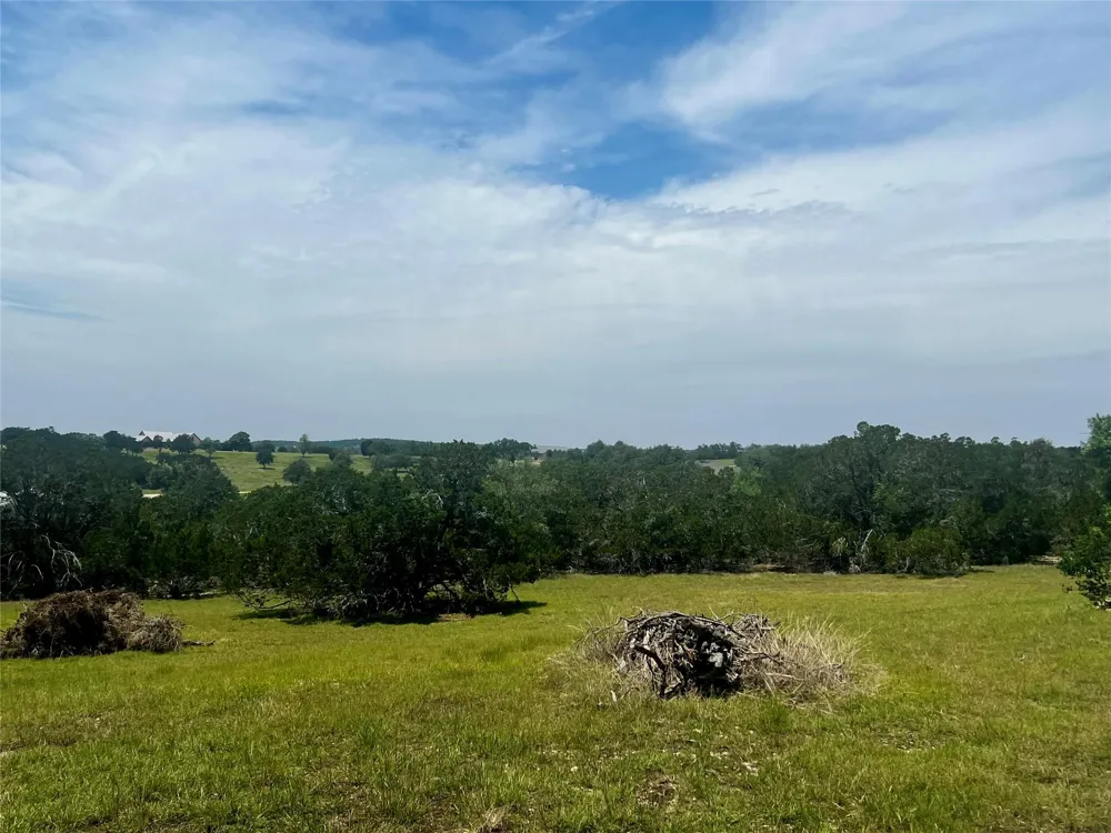 96 Coyote Run Fredericksburg, TX 78624