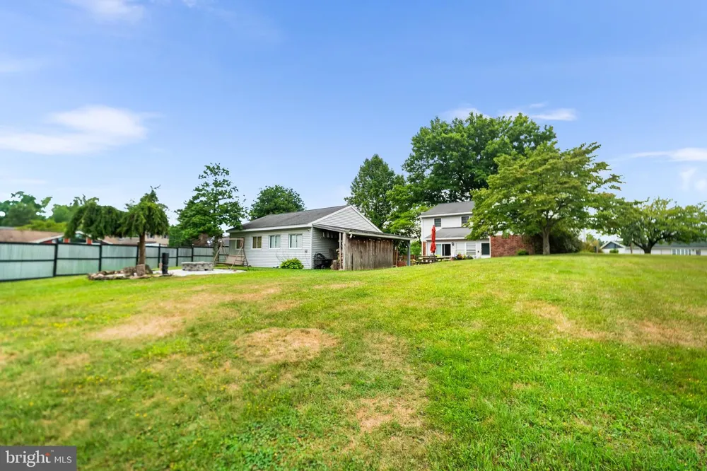 2780 NORTHVUE LANE York, PA 17408