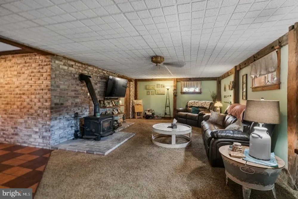 2780 NORTHVUE LANE York, PA 17408
