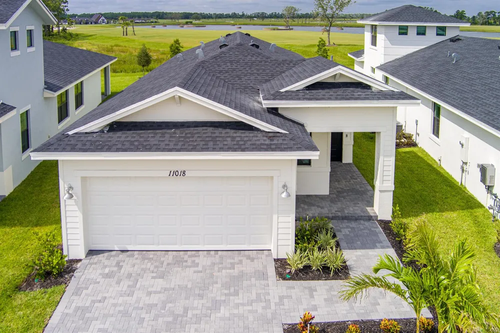 11018 NW GLYNLEA BOULEVARD Port St. Lucie, FL 34987