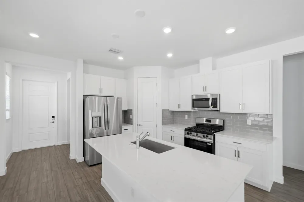 11018 NW GLYNLEA BOULEVARD Port St. Lucie, FL 34987