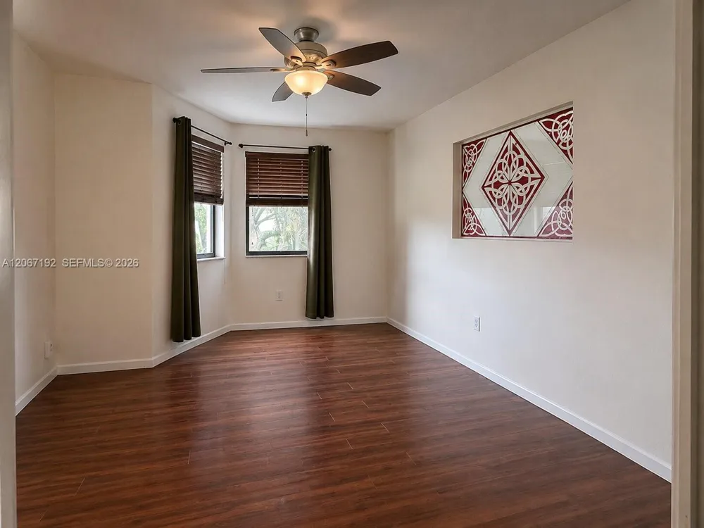11263 SW 9th Ct Pembroke Pines, FL 33025
