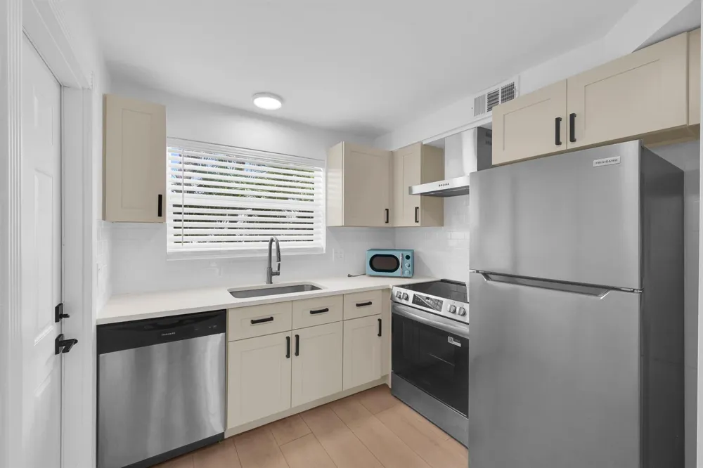 91 Willow Road #104 Tequesta, FL 33469
