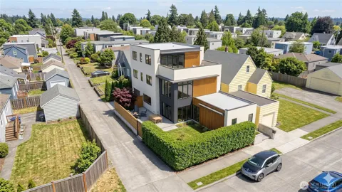 3820 NE 62nd Street