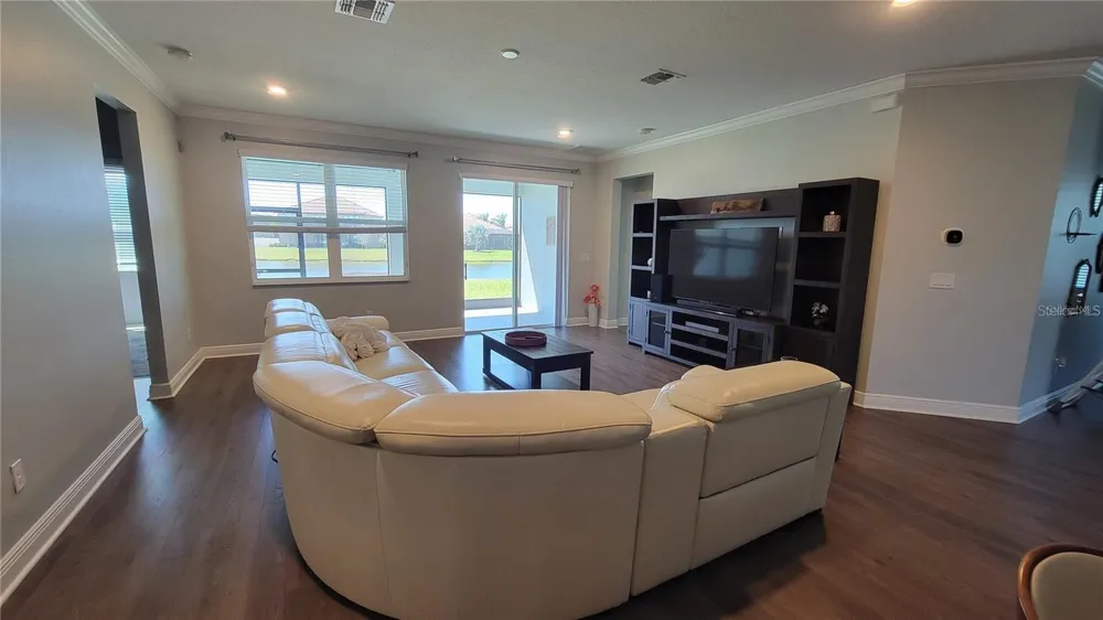 11945 SAND MYRTLE ROAD Riverview, FL 33579