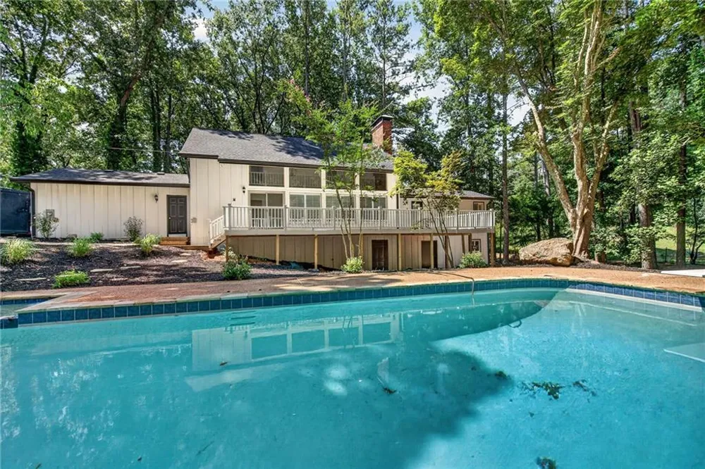 15970 Freemanville Road Milton, GA 30004