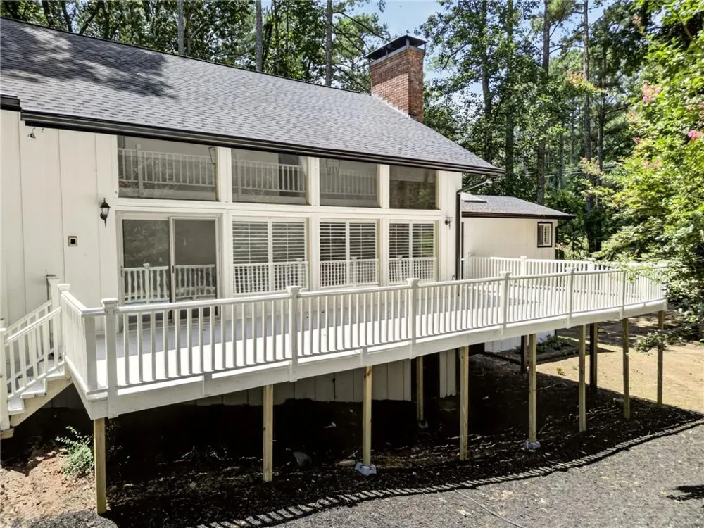 15970 Freemanville Road Milton, GA 30004