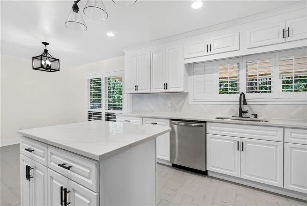 15970 Freemanville Road Milton, GA 30004