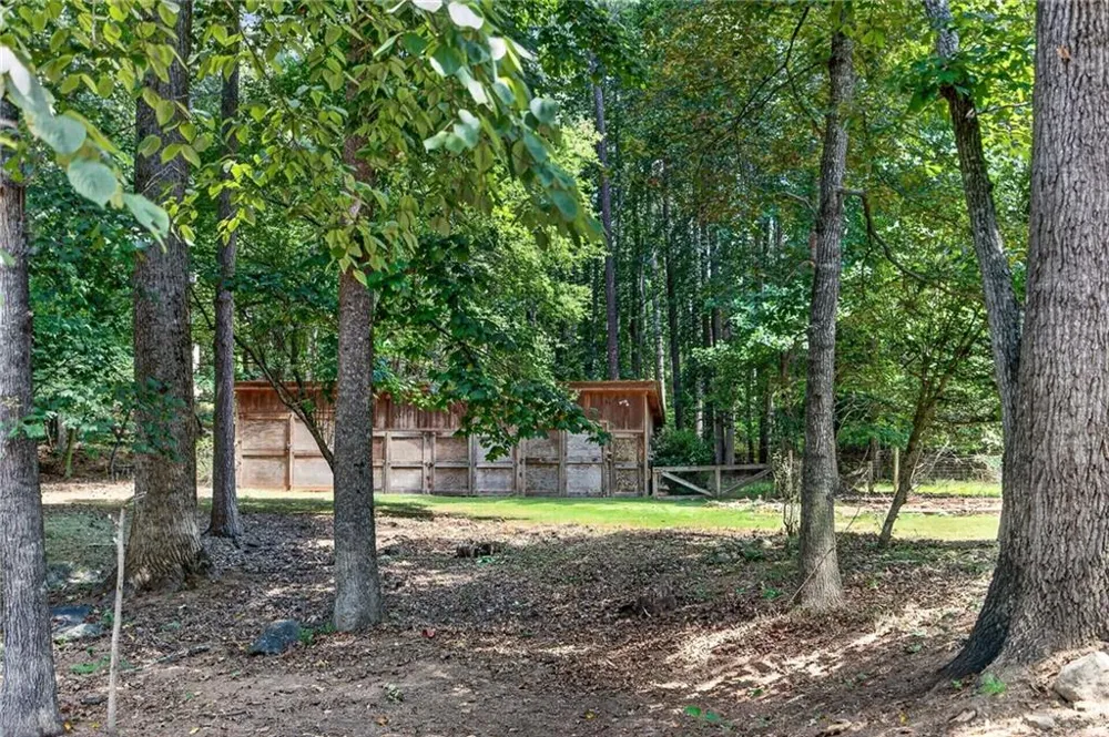 15970 Freemanville Road Milton, GA 30004