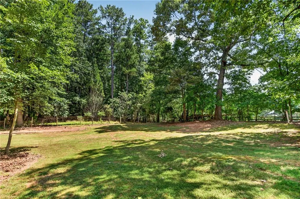 15970 Freemanville Road Milton, GA 30004