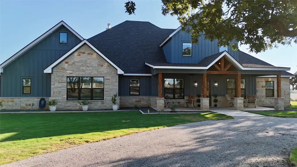 1526 Half Moon Circle Early, TX 76802