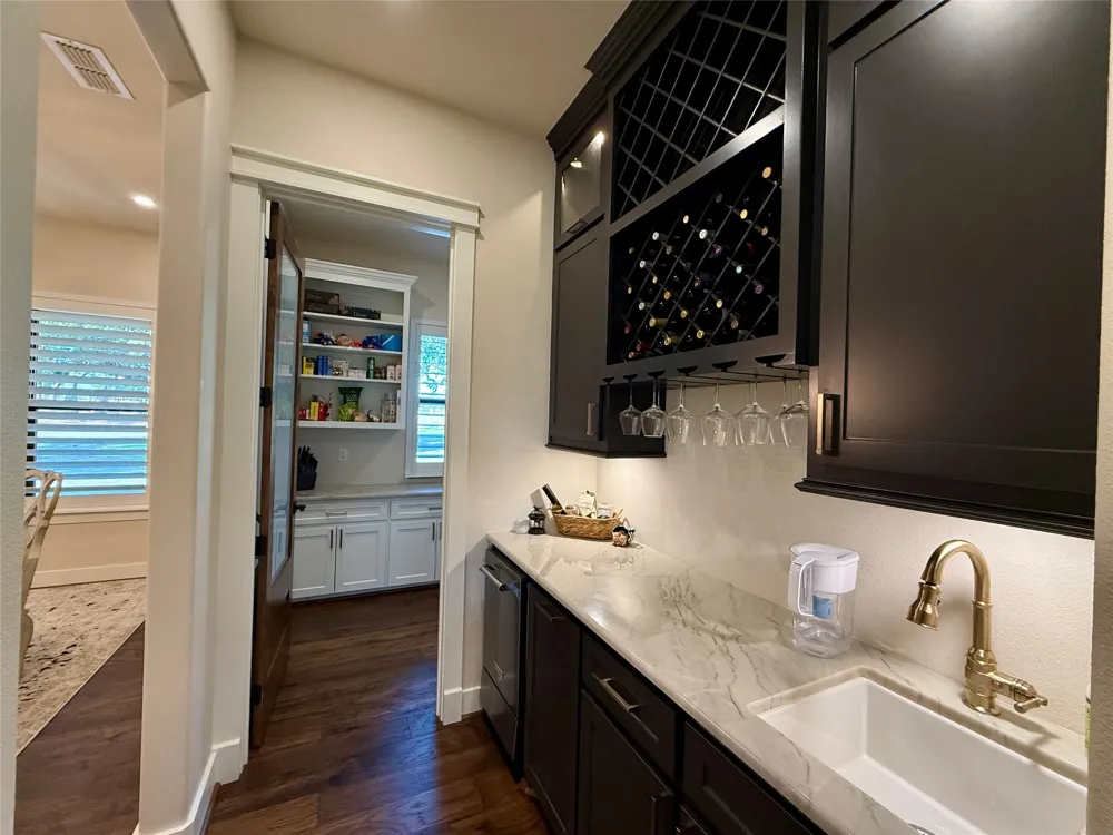 1526 Half Moon Circle Early, TX 76802
