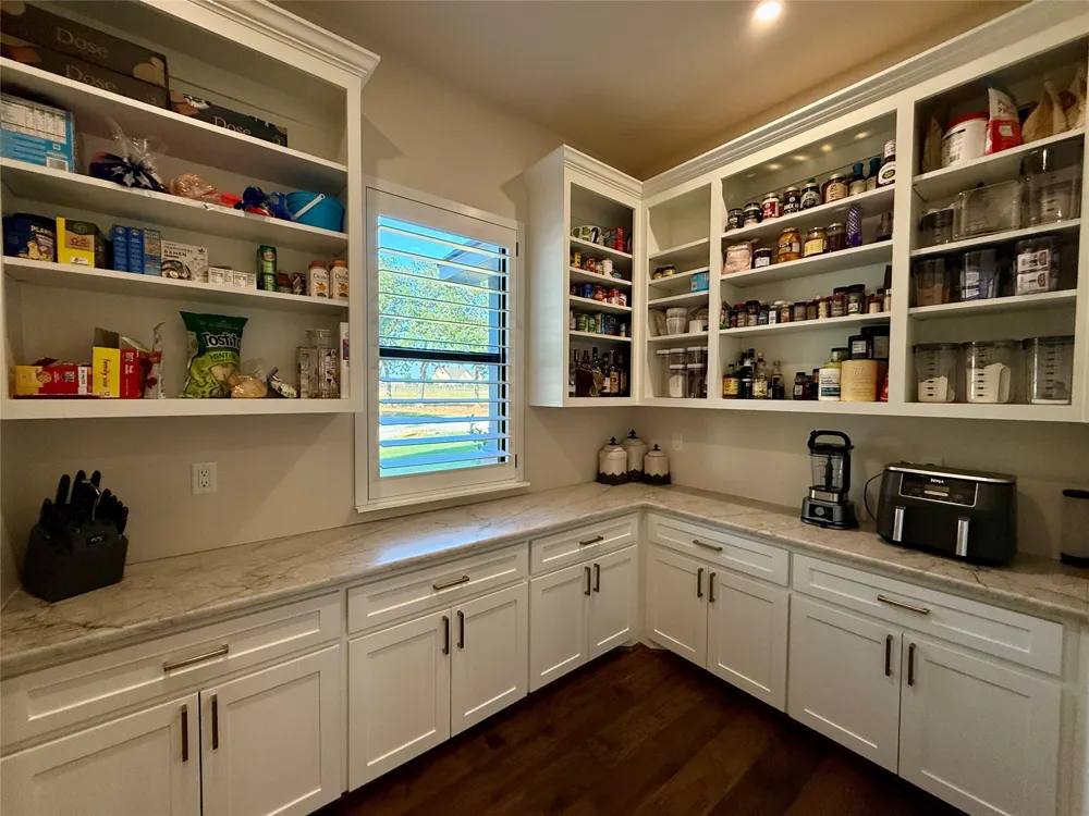 1526 Half Moon Circle Early, TX 76802