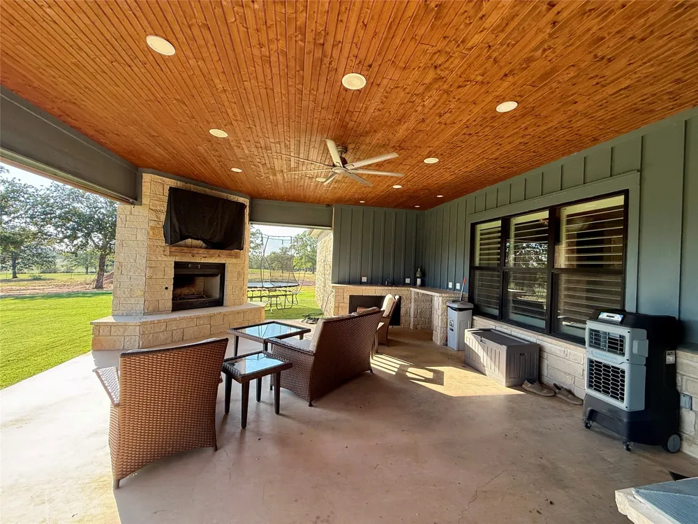 1526 Half Moon Circle Early, TX 76802