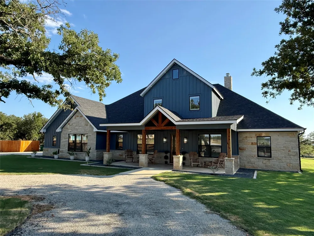 1526 Half Moon Circle Early, TX 76802