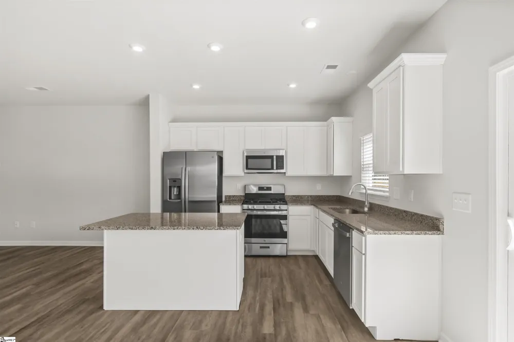 125 Crystal Peak Lane Simpsonville, SC 29680