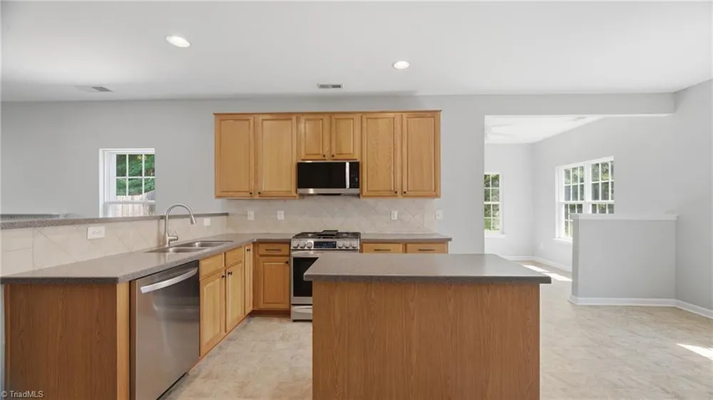 2016 Heron Pointe Drive Whitsett, NC 27377