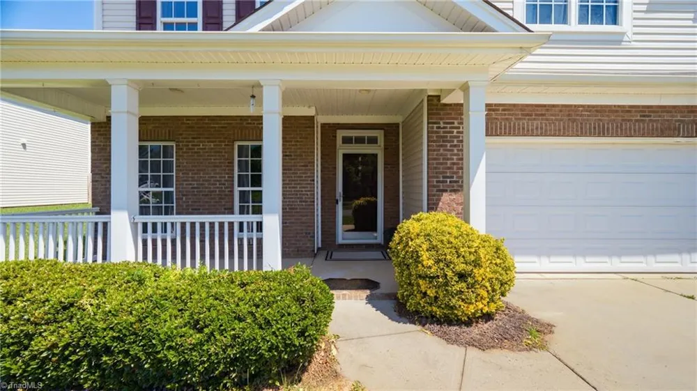 2016 Heron Pointe Drive Whitsett, NC 27377
