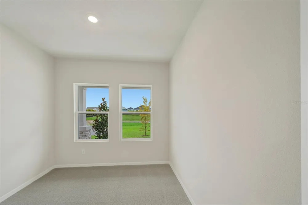 5024 CHAPEL ROW AVENUE Apollo Beach, FL 33572