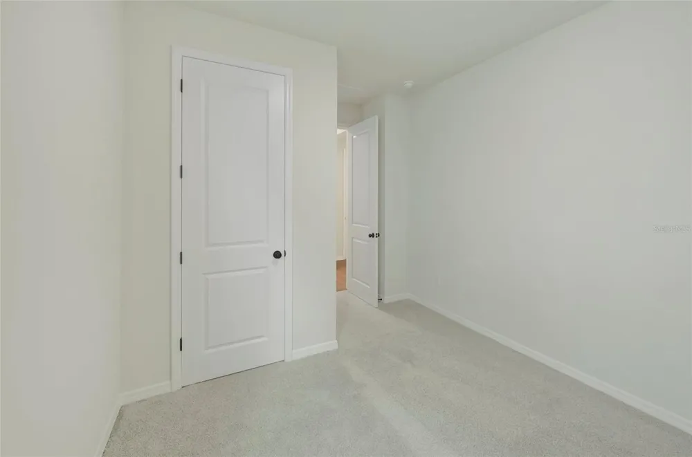 5024 CHAPEL ROW AVENUE Apollo Beach, FL 33572