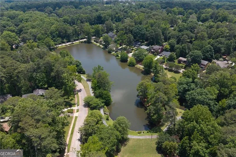 1089 Chatsworth DR Avondale Estates, GA 30002