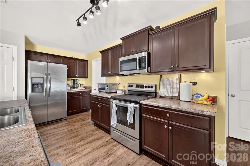 4033 Long Arrow Drive Concord, NC 28025