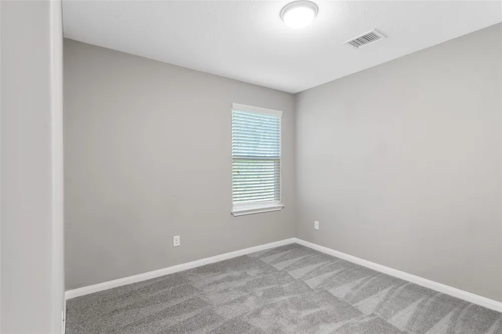 124 Artesian Way New Caney, TX 77357