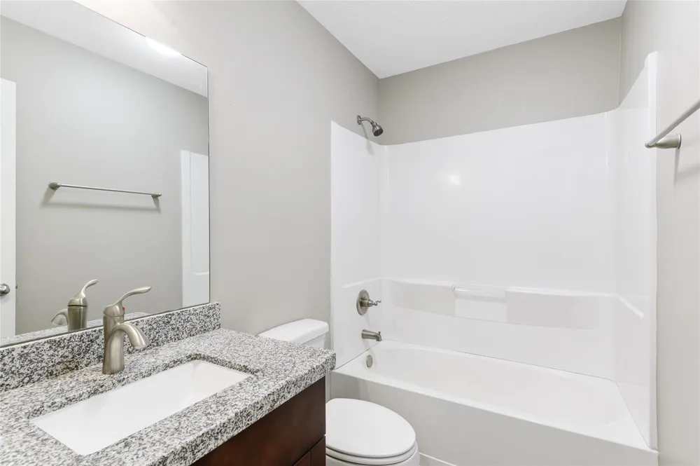 124 Artesian Way New Caney, TX 77357