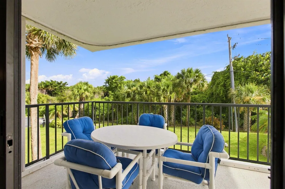 5163 Hwy A1A #216 Fort Pierce, FL 34949