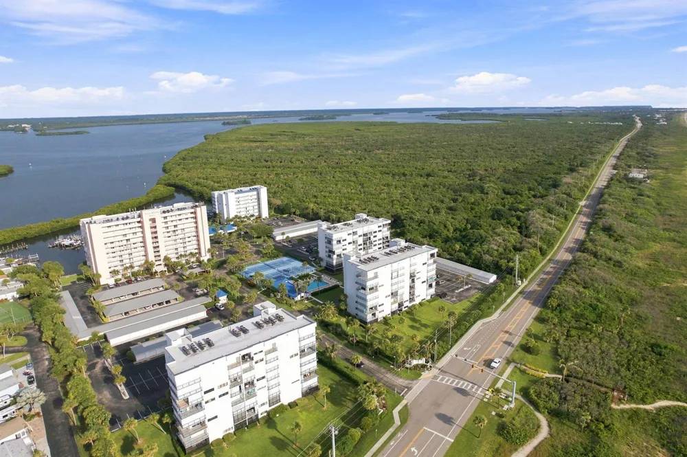 5163 Hwy A1A #216 Fort Pierce, FL 34949