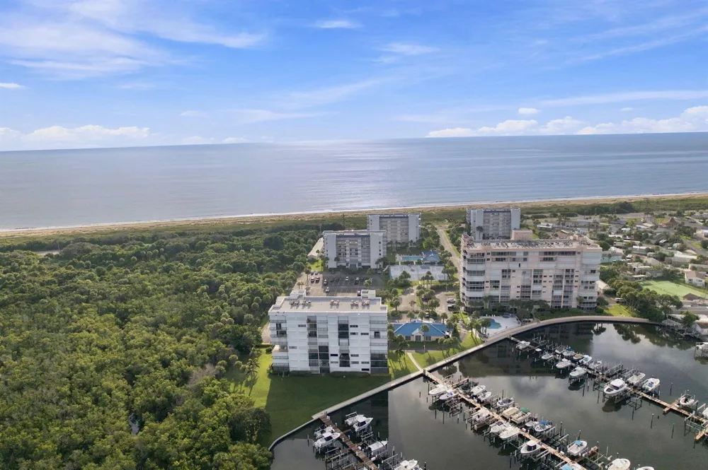 5163 Hwy A1A #216 Fort Pierce, FL 34949