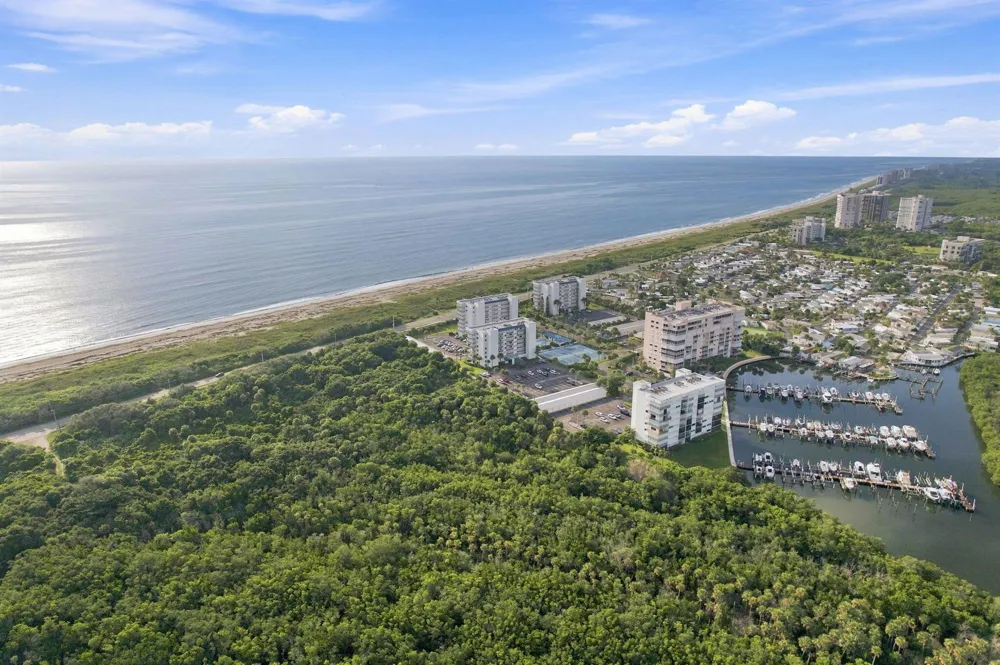 5163 Hwy A1A #216 Fort Pierce, FL 34949