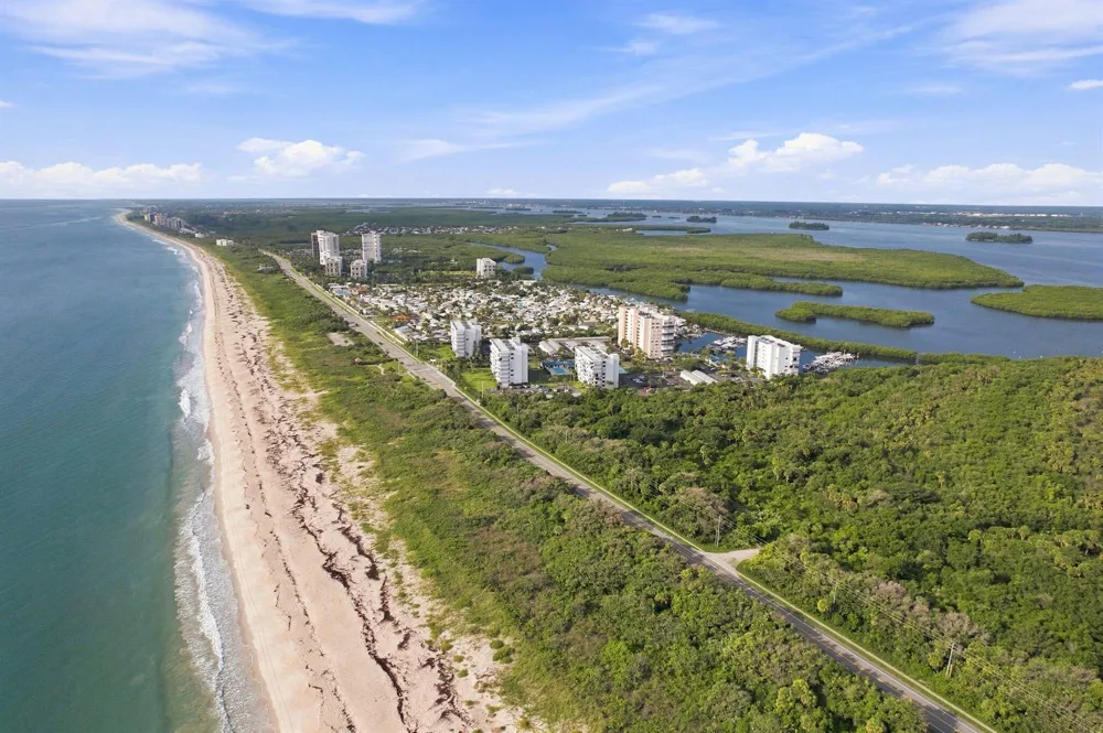5163 Hwy A1A #216 Fort Pierce, FL 34949
