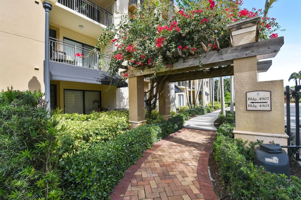 4903 Midtown Lane #3116 Palm Beach Gardens, FL 33418