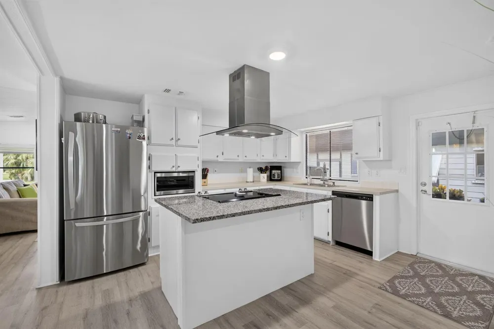 7640 SE SHENANDOAH Hobe Sound, FL 33455